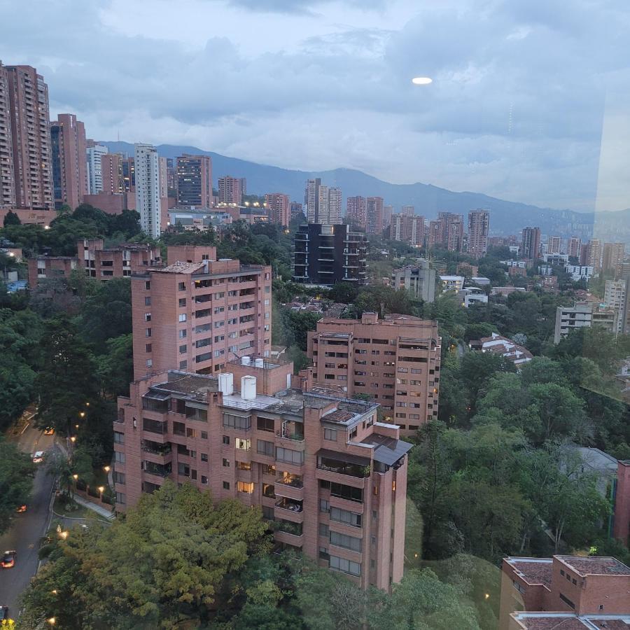 Hermosa Vista Poblado Apartamento
